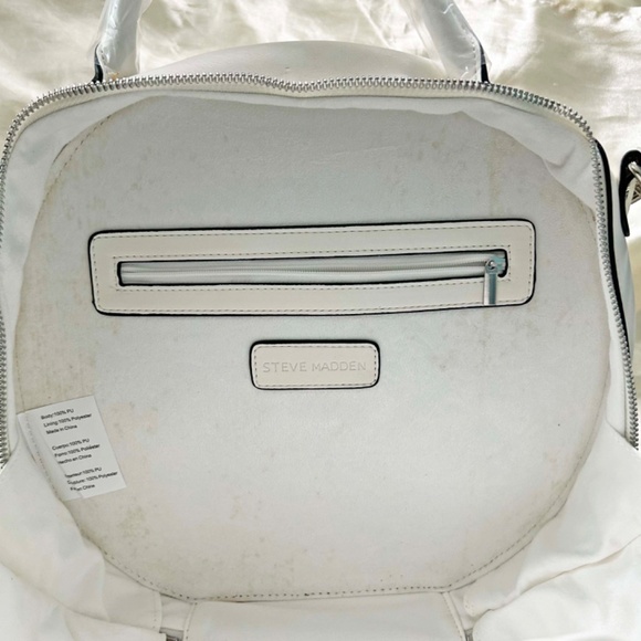 ROUND BAG WITH TOP HANDLE & STRAP, WHITE, LARGE SIZE, ADJUSTABLE REMOVABLE STRAP - Picture 9 of 10